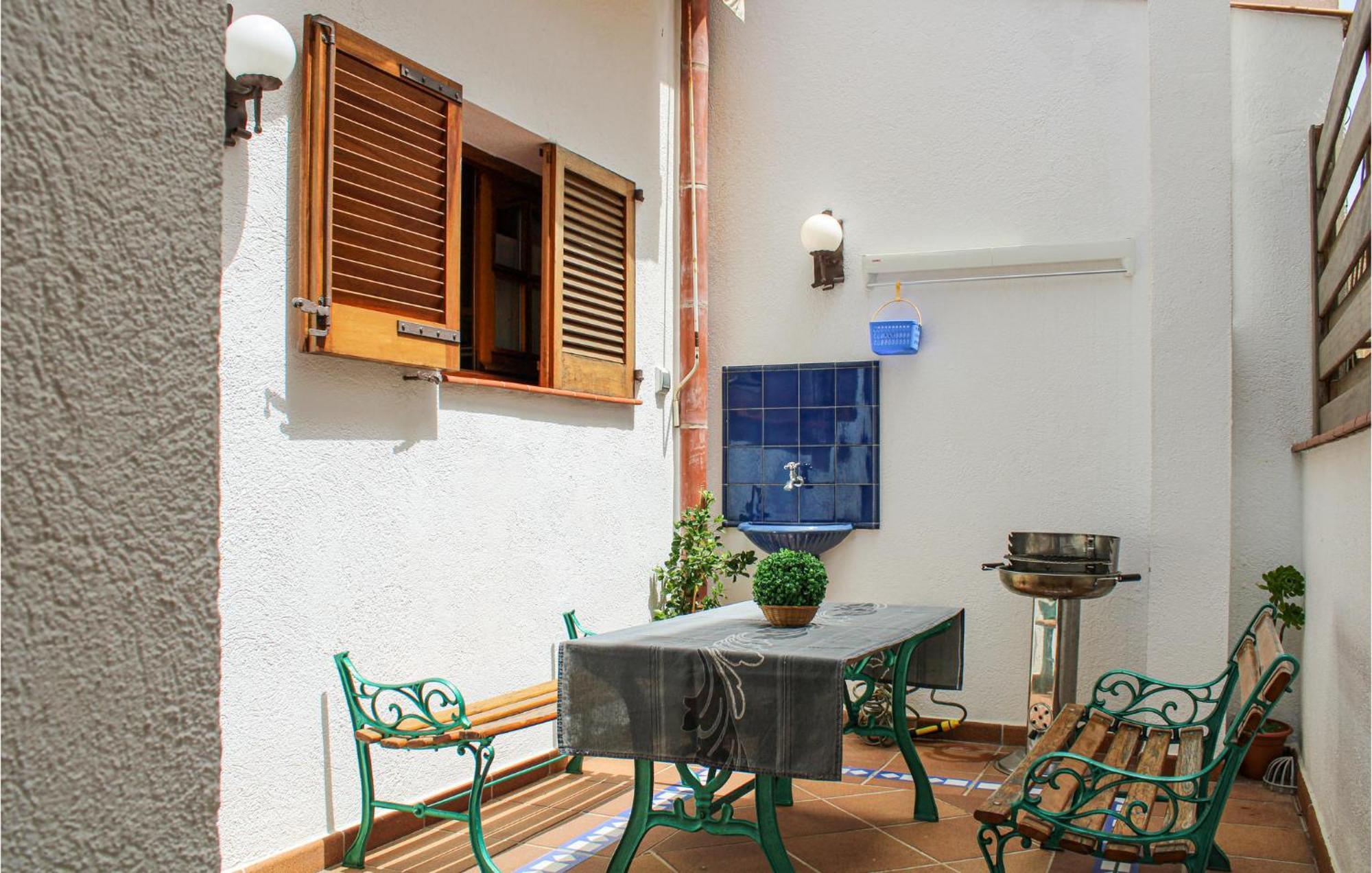 Amazing Apartment In Tossa De Mar With Wifi 외부 사진