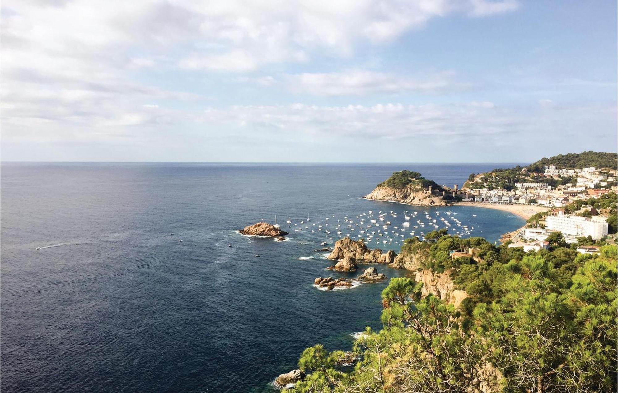Amazing Apartment In Tossa De Mar With Wifi 외부 사진